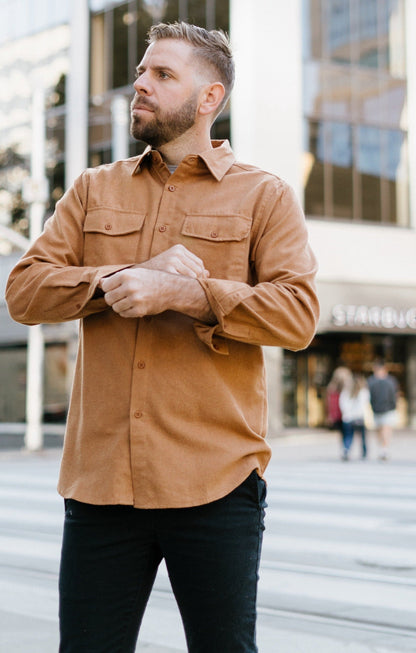 Jesse -Long Sleeve Button Down Flannel in Camel