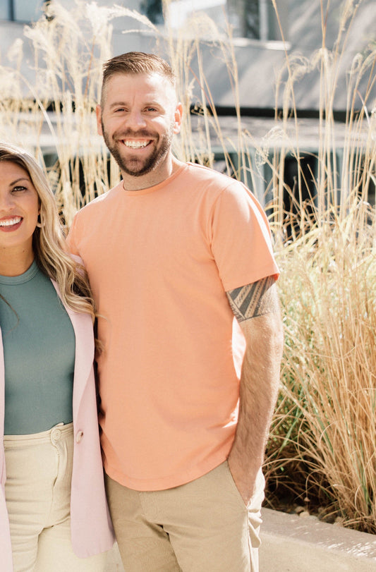 CUTS AO Curve Hem-Tee